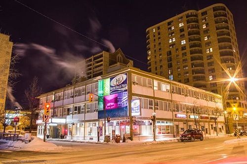 Hotel Royal Plaza Winnipeg Extérieur photo