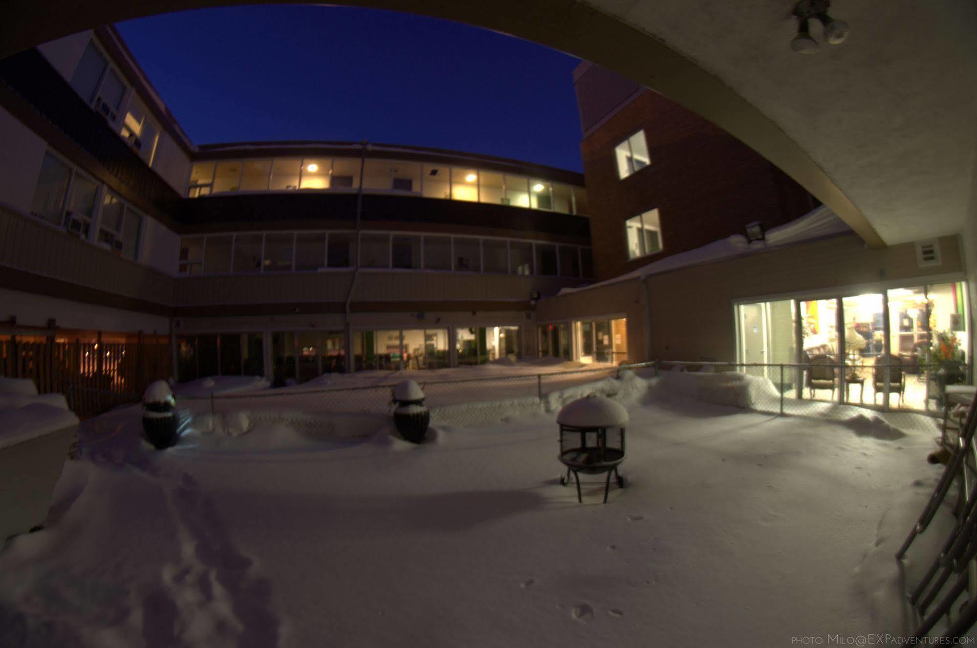 Hotel Royal Plaza Winnipeg Extérieur photo
